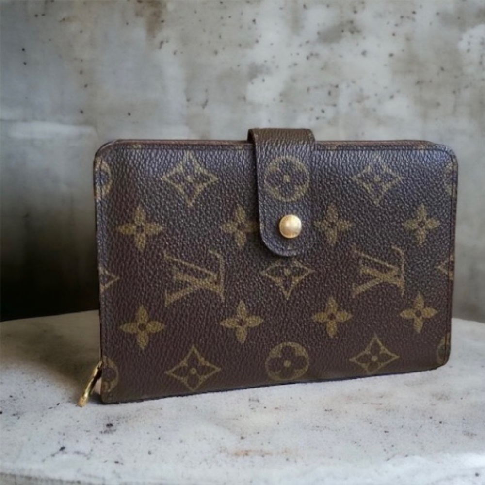 LOUIS VUITTON Papier Zippe Wallet